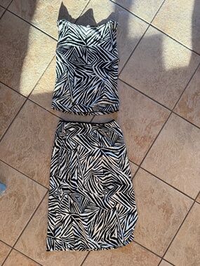 Vintage OBOE 2- piece sequins zebra patterned 2piece Set $130
